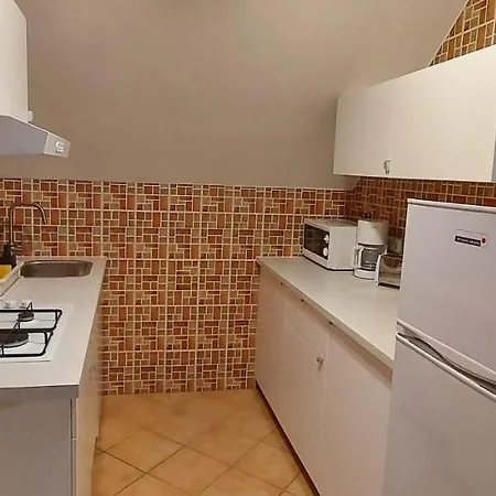 Gesztenyes Apartmanhaz *